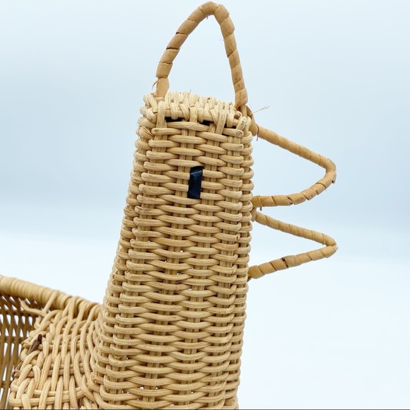 Vintage boho decor Chicken Wicker Basket creel - Picture 6 of 8